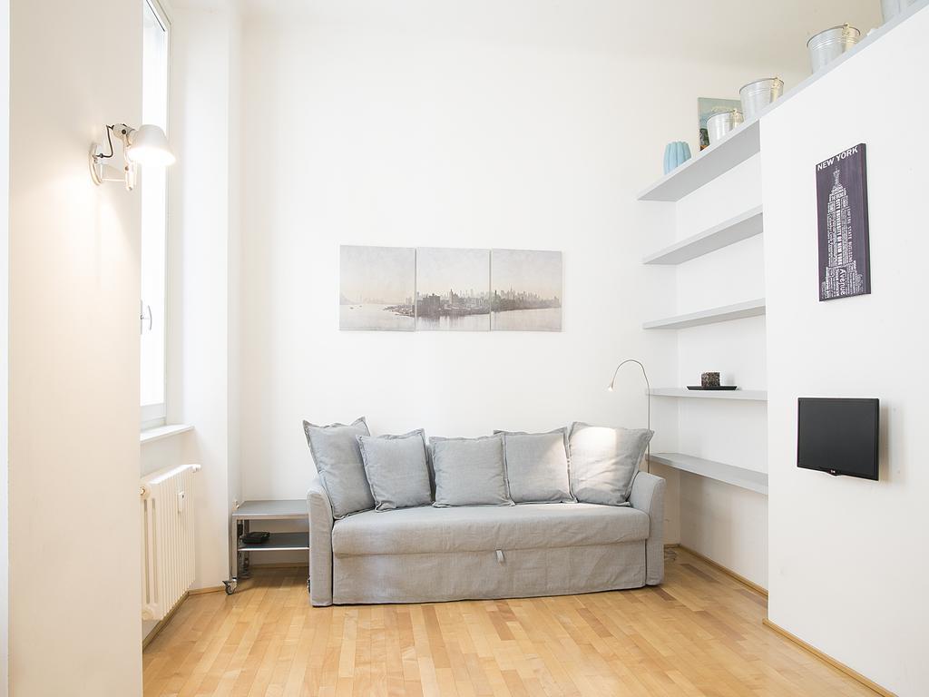 Easyhomes - Missori Zebedia Milan Luaran gambar