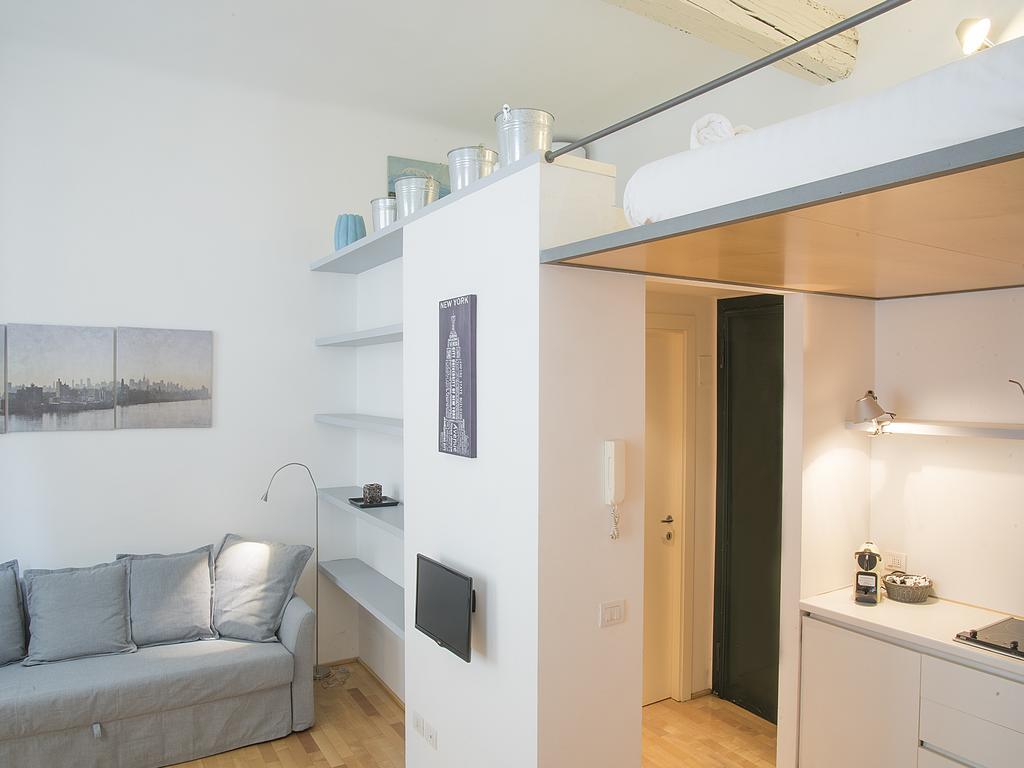 Easyhomes - Missori Zebedia Milan Luaran gambar